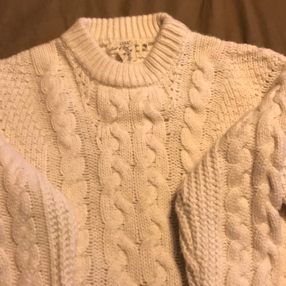 Off white H&M cable knit sweater, size medium